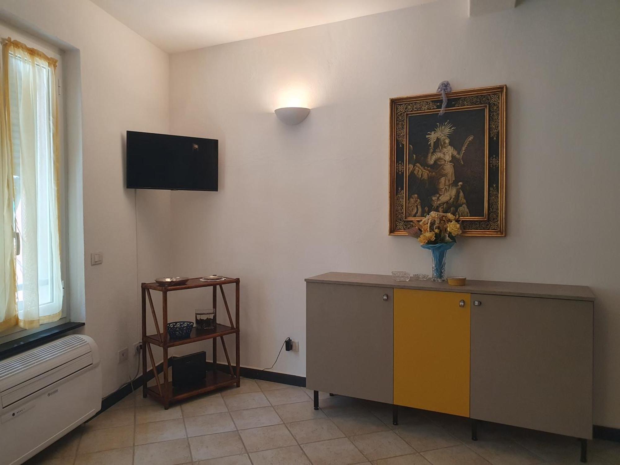 La Casa Di Mina Apartment เวอนาซซา ภายนอก รูปภาพ