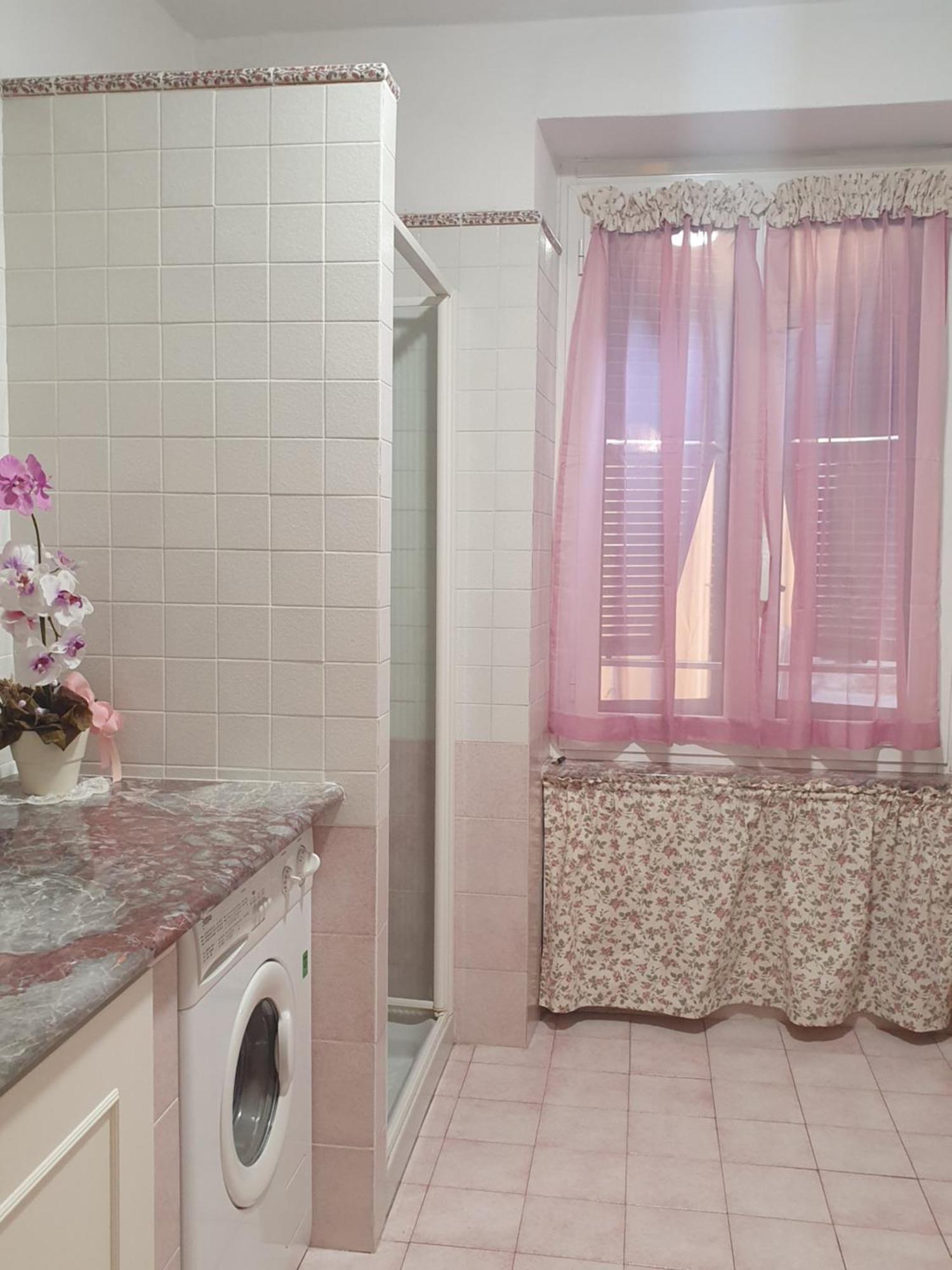 La Casa Di Mina Apartment เวอนาซซา ภายนอก รูปภาพ