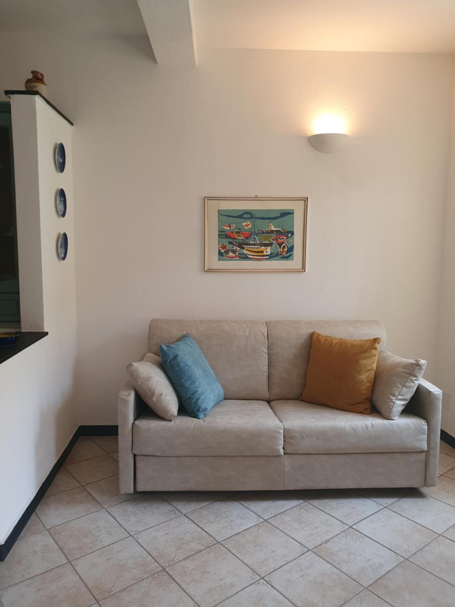 La Casa Di Mina Apartment เวอนาซซา ภายนอก รูปภาพ